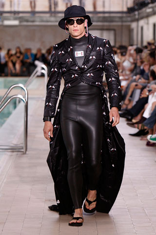 Moncler Gamme Bleu / - 2010